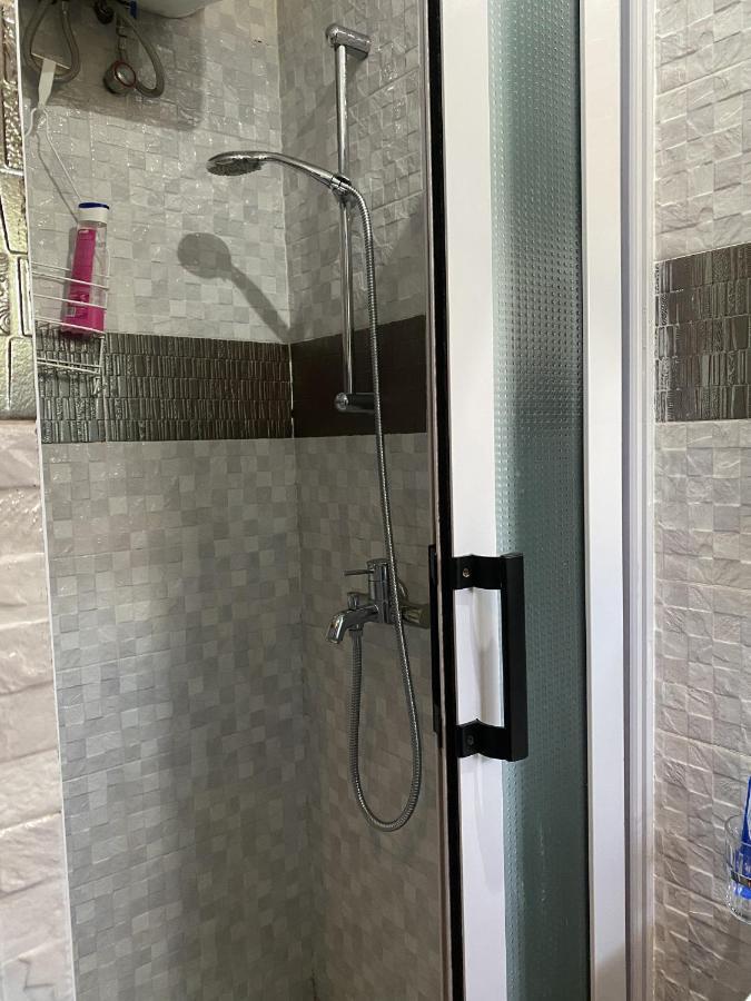 B Bakerstreet - Beautiful Two Bedroom Apartment 阿克拉 外观 照片